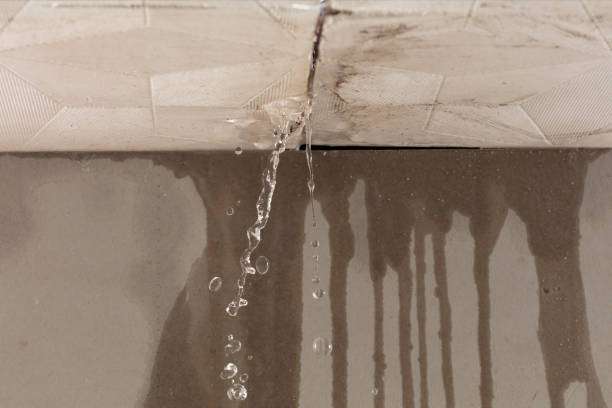 Professional Commercial Water Damage Restoration technician working in Summit, NJ